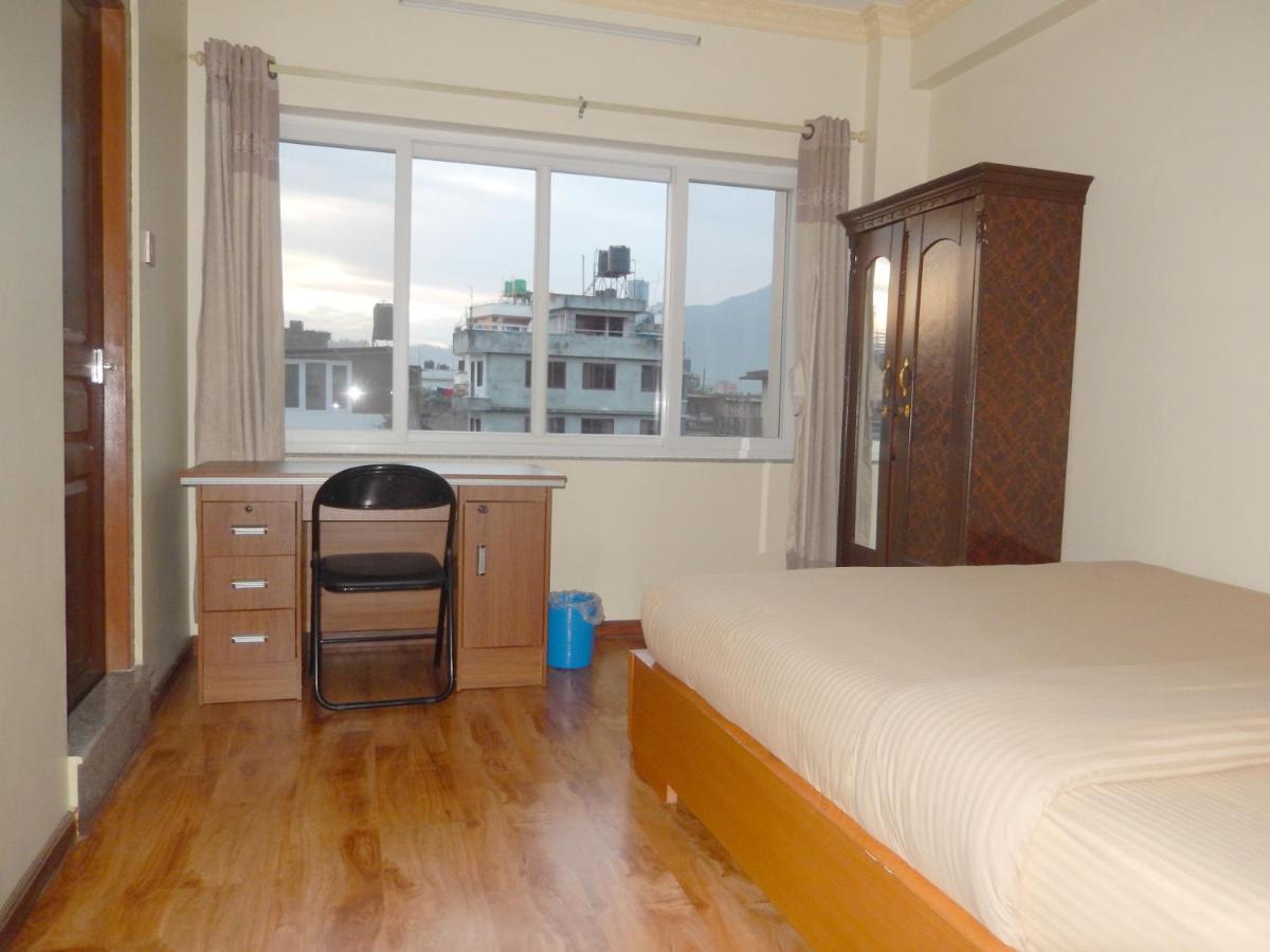 Shine Homestay Famille Francophone - Shine Home And Apartment Katmandú Exterior foto