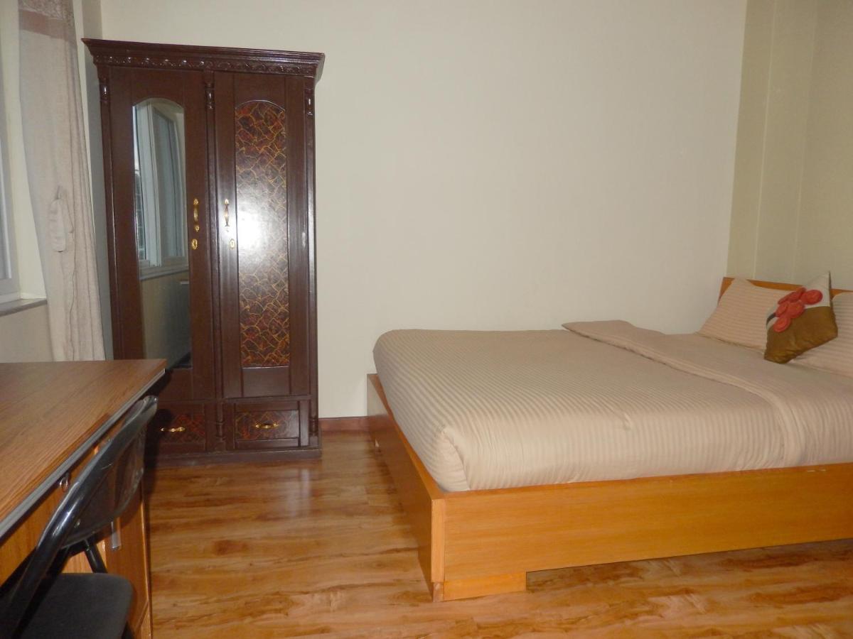 Shine Homestay Famille Francophone - Shine Home And Apartment Katmandú Exterior foto