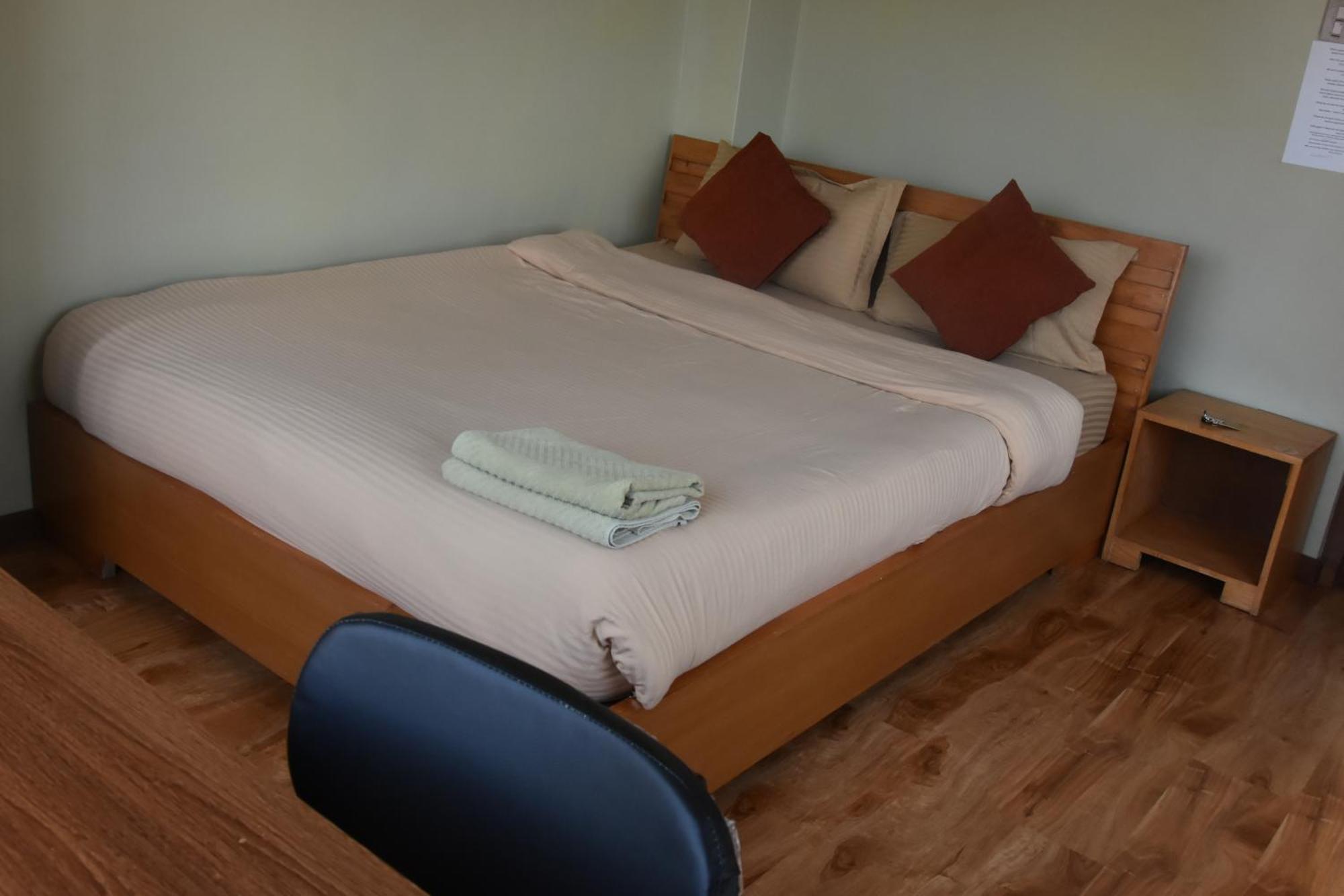 Shine Homestay Famille Francophone - Shine Home And Apartment Katmandú Exterior foto