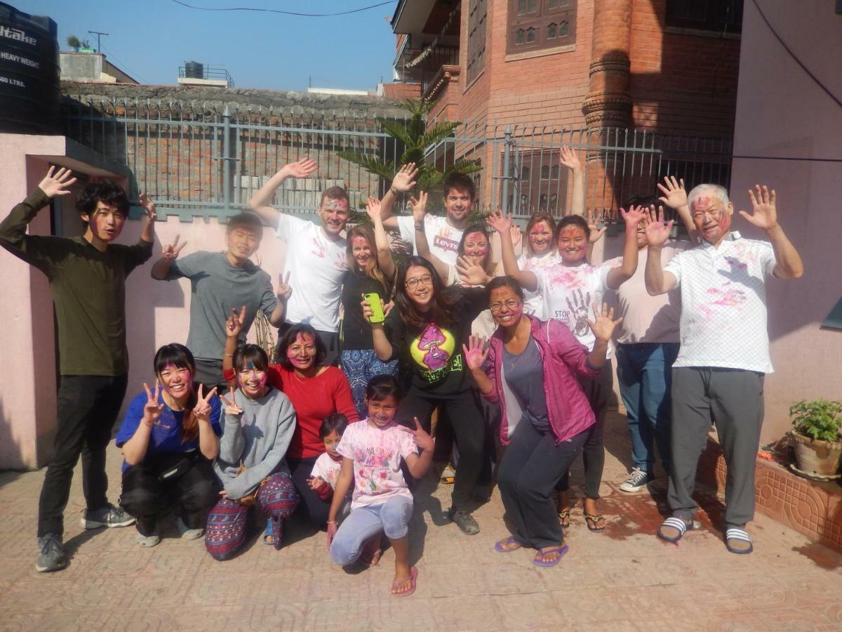 Shine Homestay Famille Francophone - Shine Home And Apartment Katmandú Exterior foto